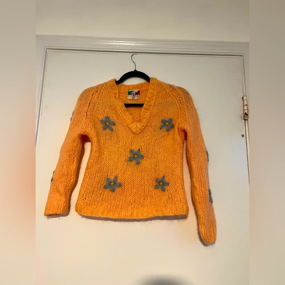 Vintage Fuzzy Knit Floral mohair & wool Cottagecore Y2K Aesthetic made in Italy - Picture 1 of 7